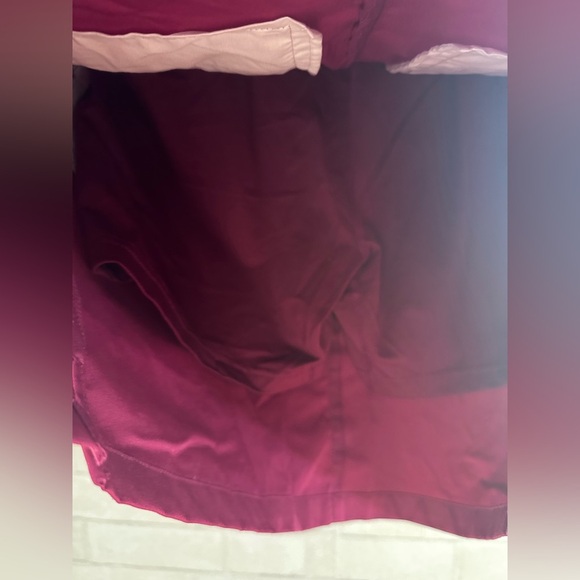 Adidas Tennis Women's Mini skirt in Burgundy Size 4 #1904 - Picture 6 of 8